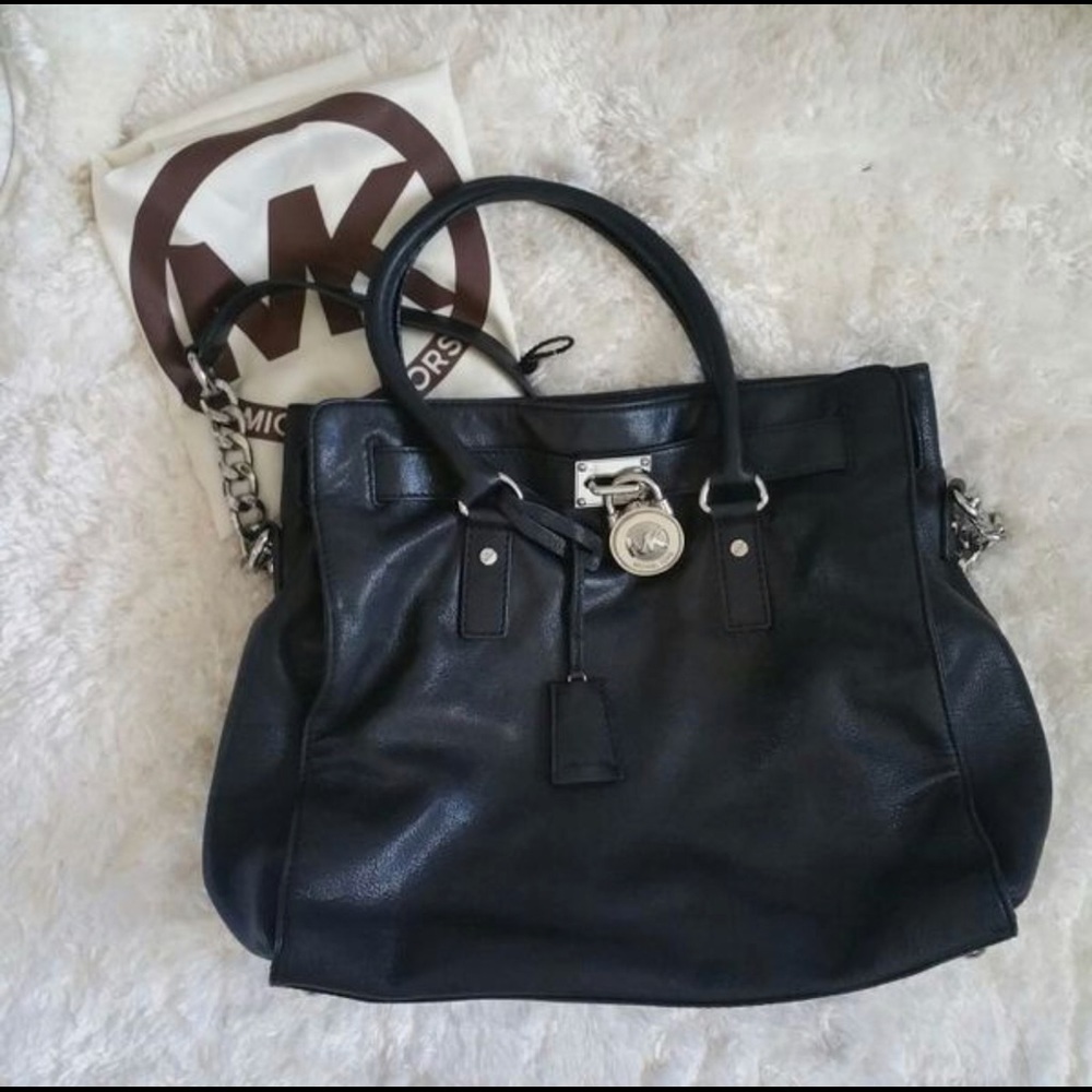 🛑 SOLD Michael Kors Hamilton Black Leather Purse 🛑